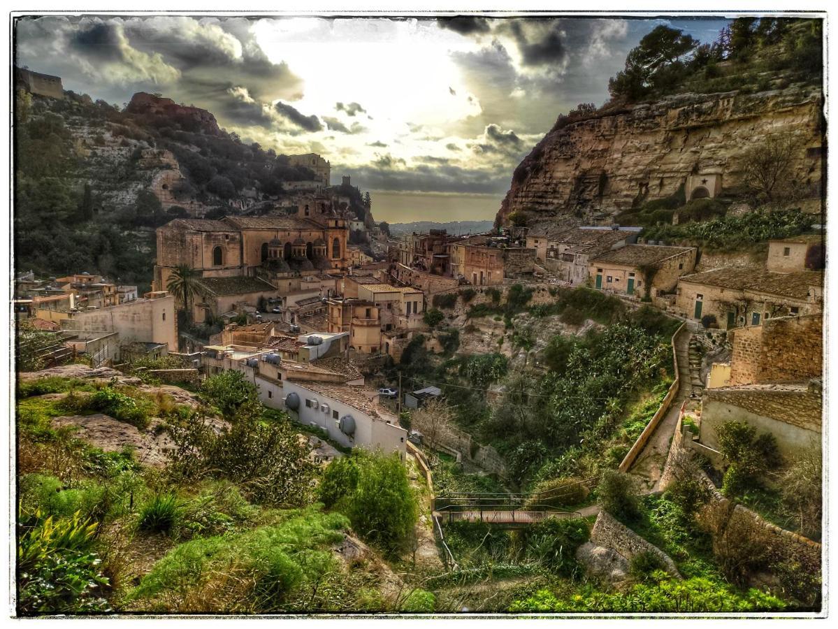 Lilibeth Houses - Charming & Lovely Views Scicli Exterior foto