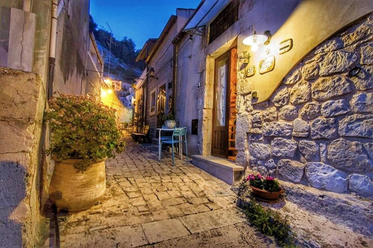 Lilibeth Houses - Charming & Lovely Views Scicli Exterior foto